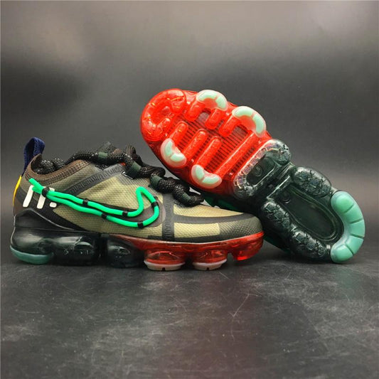 NIKE VaporMax 19