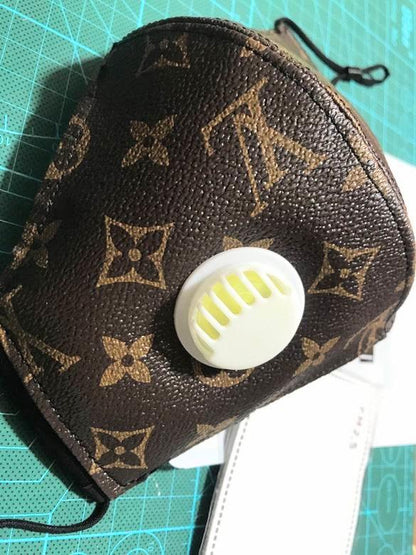 LU  Mask Mono