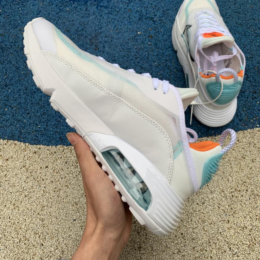 N*ke Max  2090 Pure Platinum  Sneakers