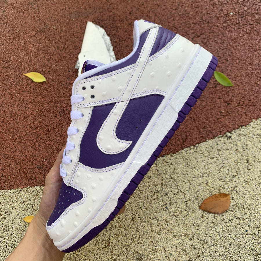 N*KE   Dunk Low Flip Sneakers