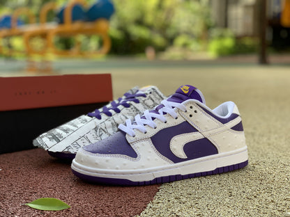 N*KE   Dunk Low Flip Sneakers