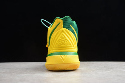 N*ke Max  Kyrie 5  Sneakers