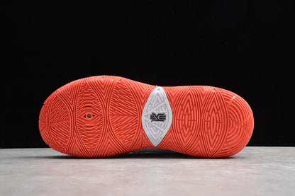 N*ke Max Kyrie 5  Sneakers
