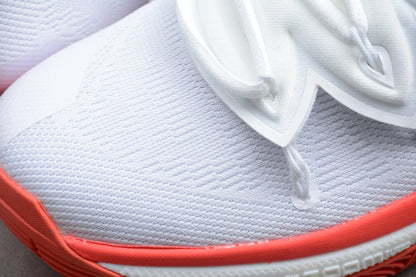 N*ke Max Kyrie 5  Sneakers