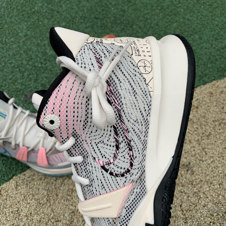 N^ke  Sneakers Kyrie 7EP