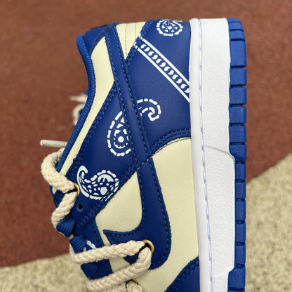 N*KE White Paisley   Sneakers AJ1 High OG 46