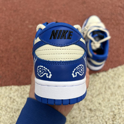 N*KE White Paisley   Sneakers AJ1 High OG 46