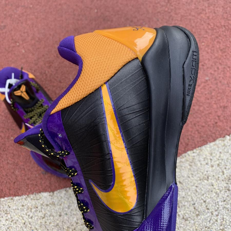 N*ke  Kobe Sneakers