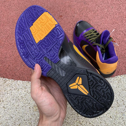 N*ke  Kobe Sneakers