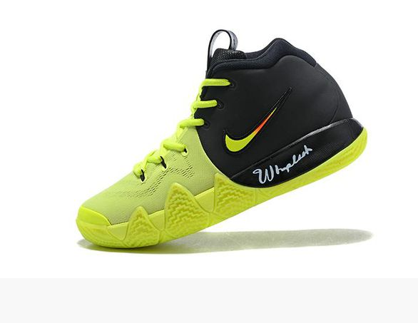 N*ke Max Kyri 4 Neo Sneakers