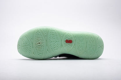 N*ke Max Kyrie 5 Concepts TV Sneakers
