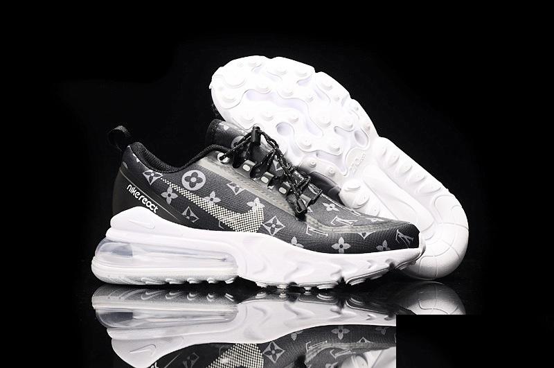 LU N*ke Sneakers Supre Reaction Black