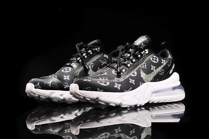 LU N*ke Sneakers Supre Reaction Black