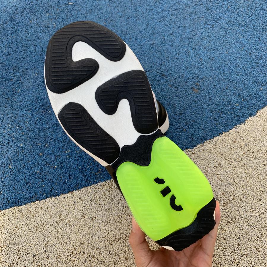N*ke Sneakers 2020