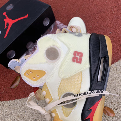 N*ke Off Wite Air Jorda 5 Sneakers