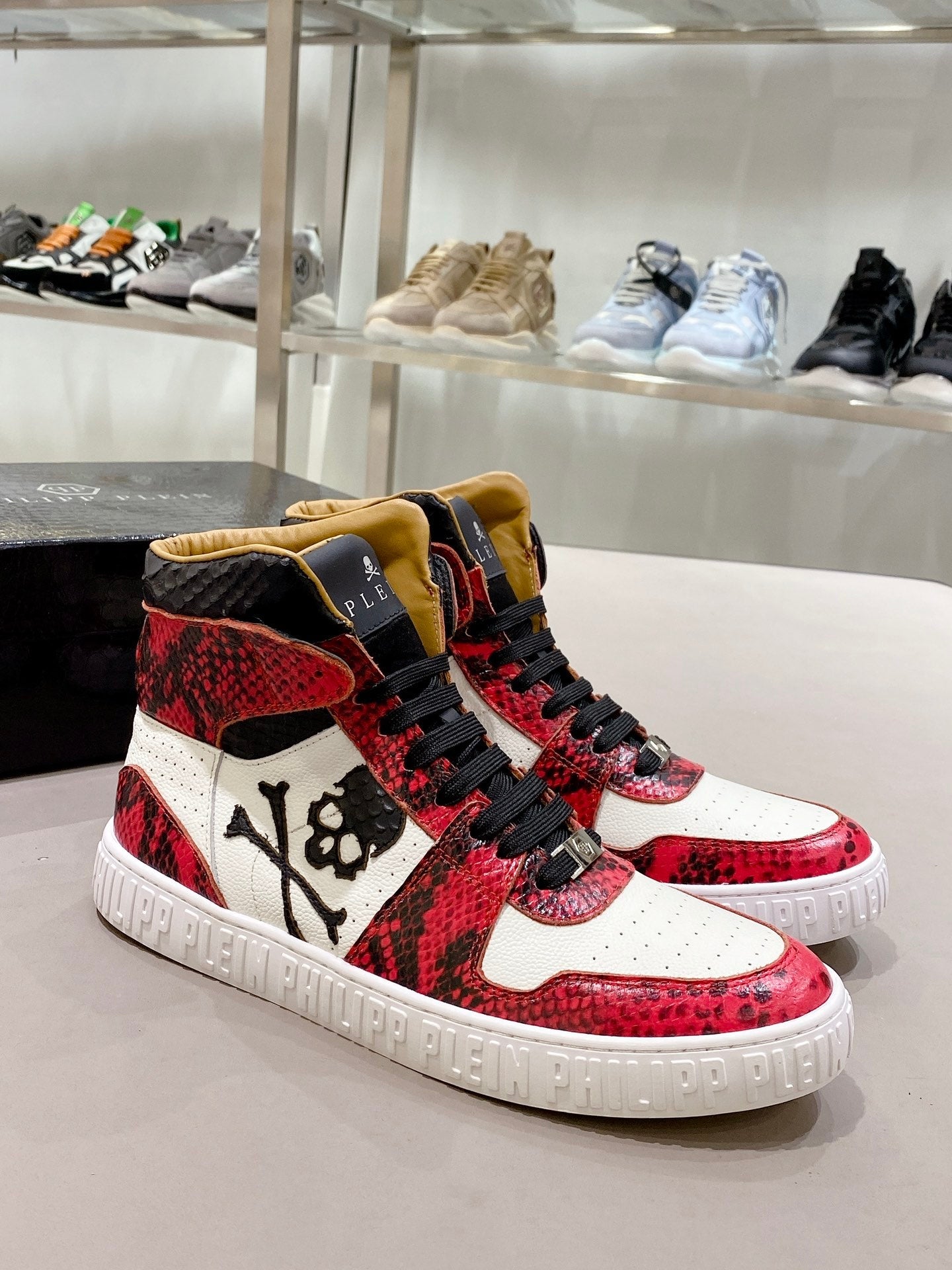 PLEIN Sneakers  2 Color 's