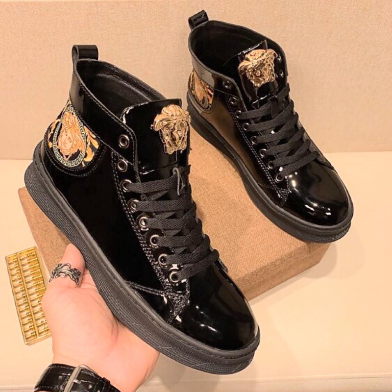 VRC Sneakers High Black Varnished
