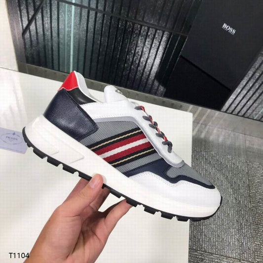 DSQ Sneakers