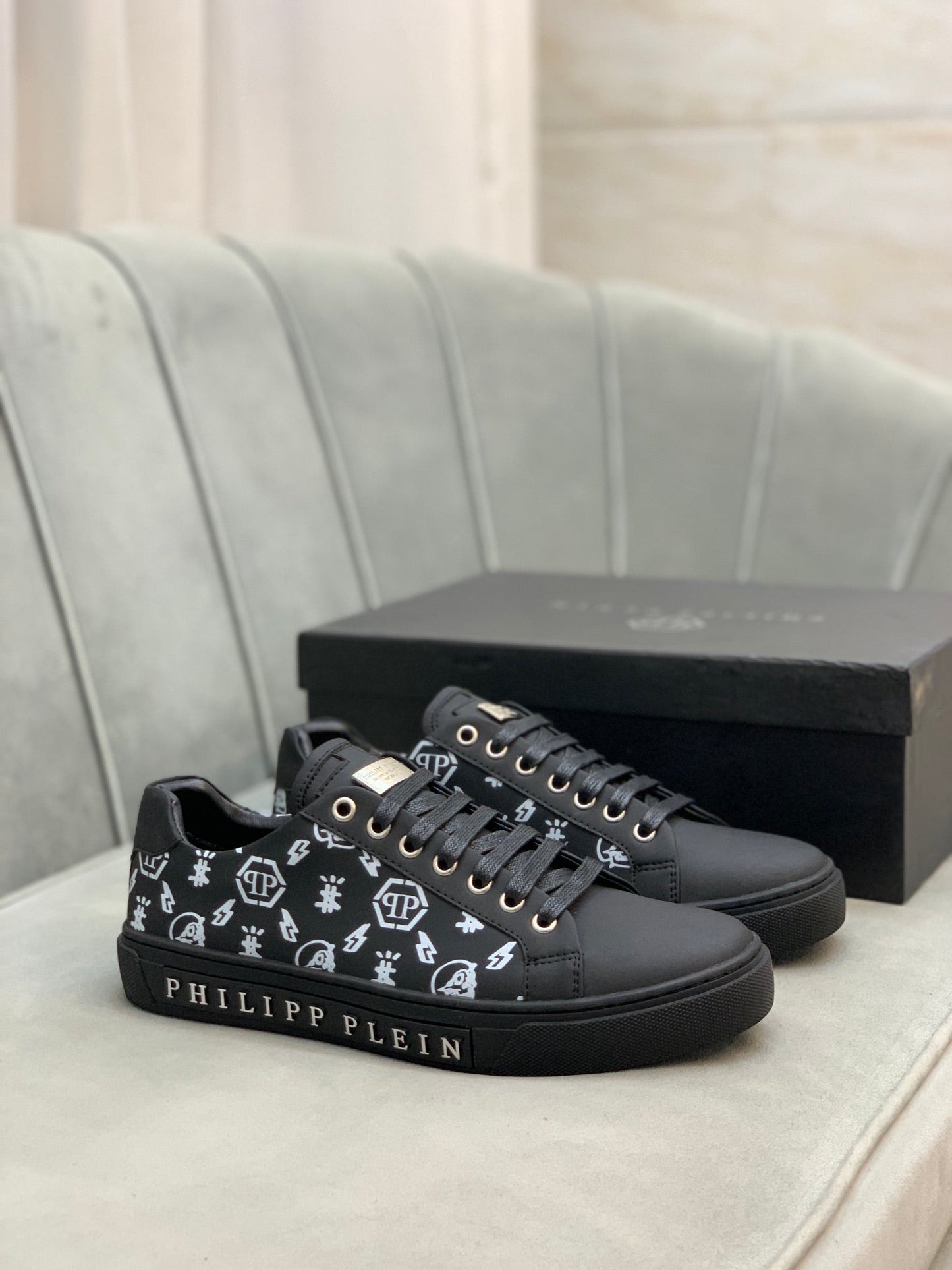 PLEIN Sneakers Logo Low  2 Color 's