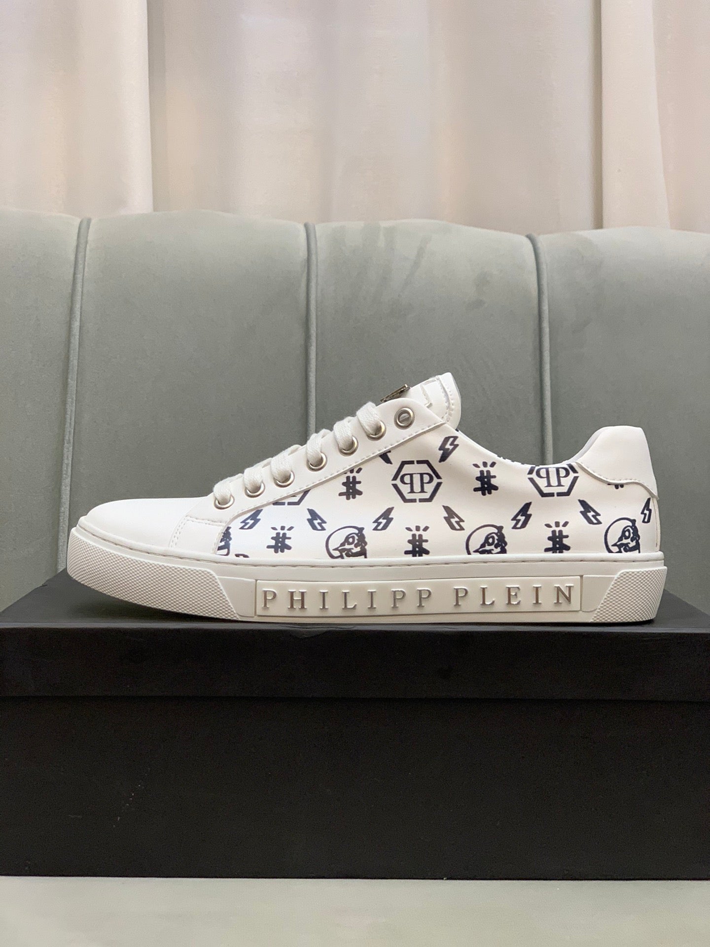PLEIN Sneakers Logo Low  2 Color 's