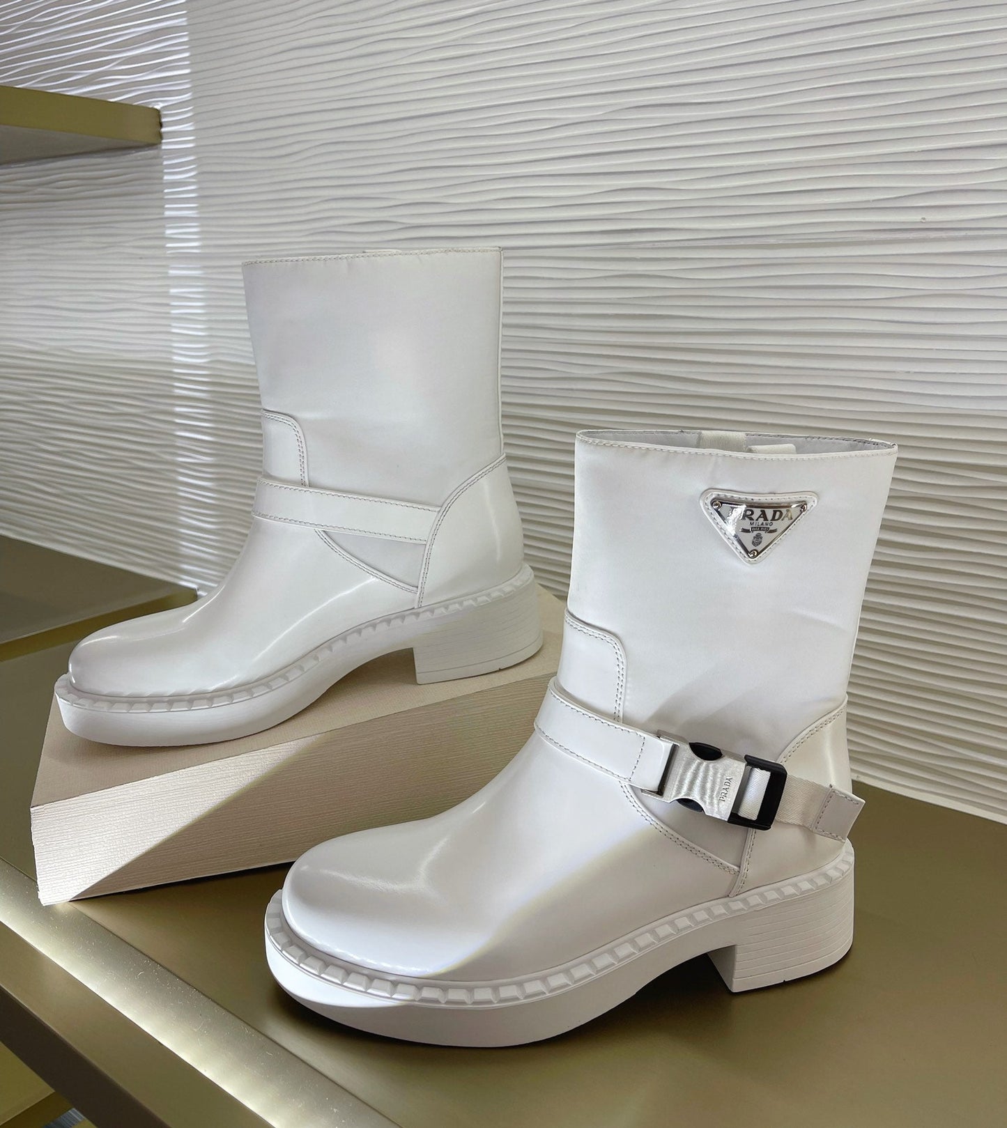 PRD Brushed Leather Boots Re- Nylon 2 color 's