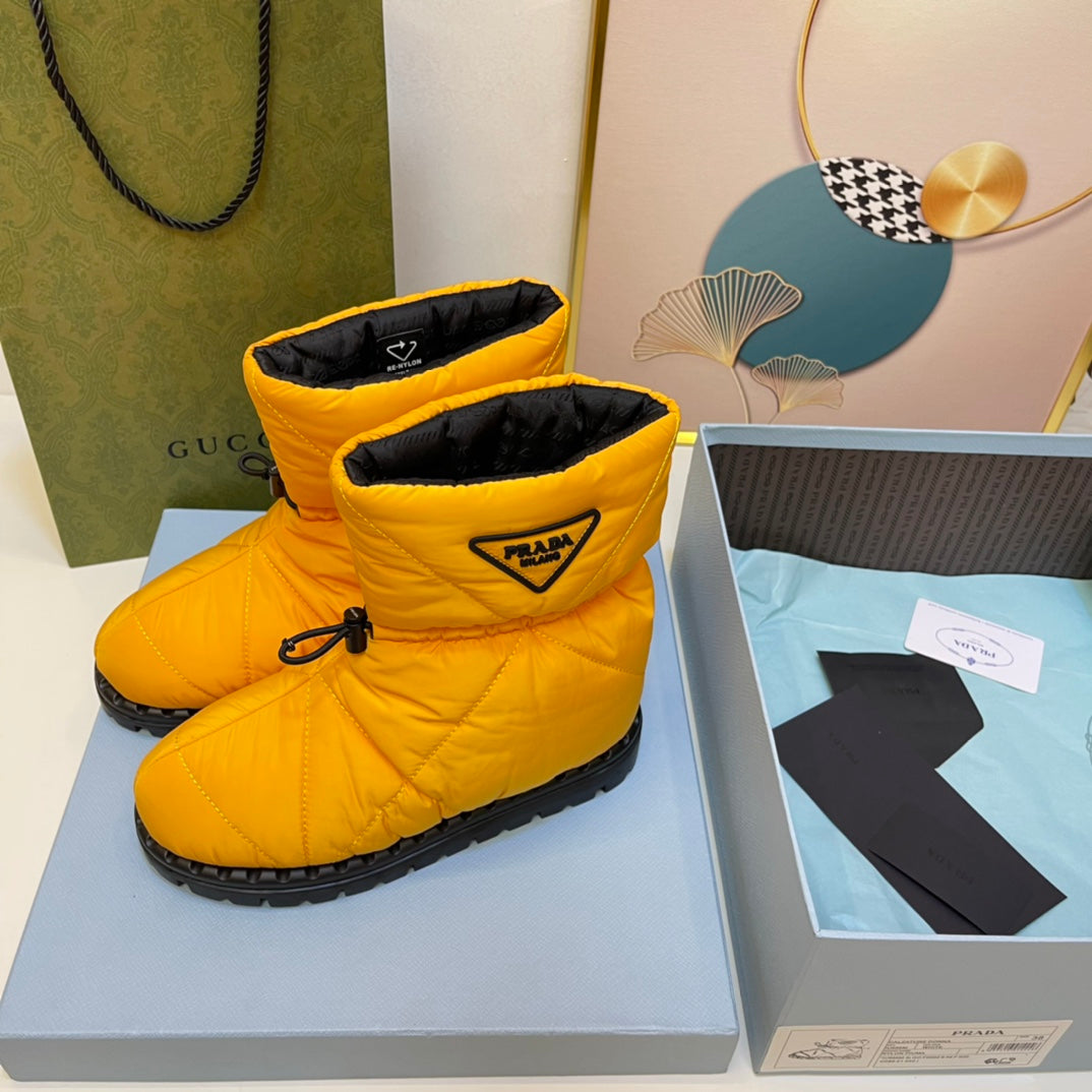 PRD Pillo w Ugg  Boots  4 color 's