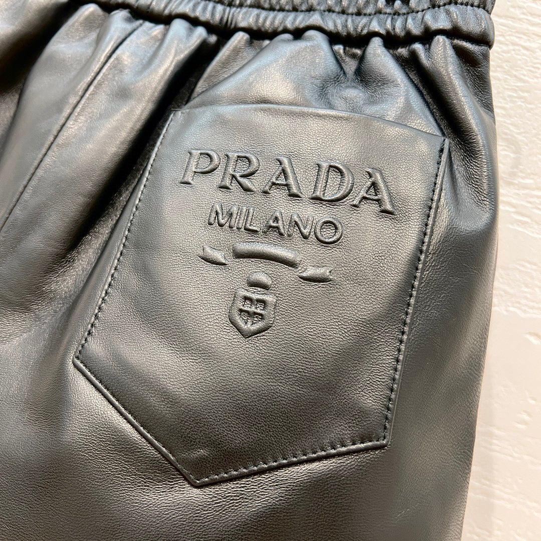 PRD Shorts Woman Leather