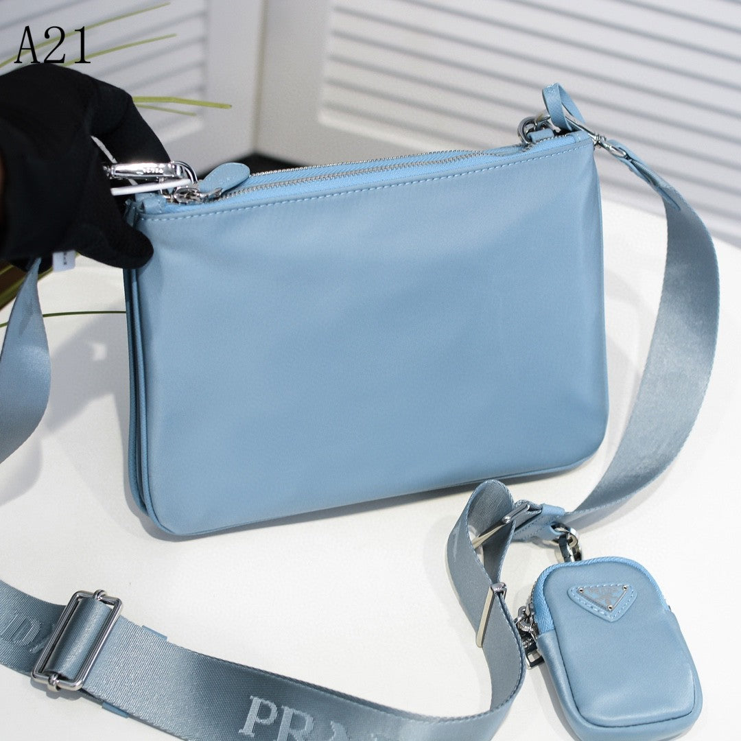 PRD  Bag Blue 24 cm