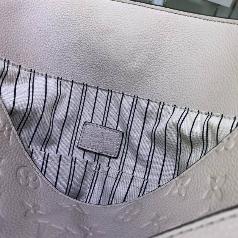 LU Bag Melie Beige