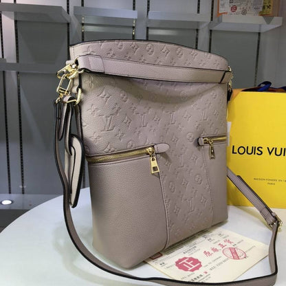 LU Bag Melie Beige