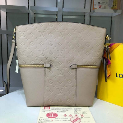 LU Bag Melie Beige