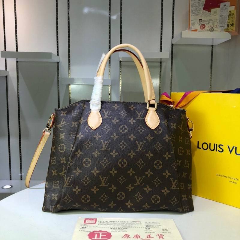 LU Bag Rivoli Mono