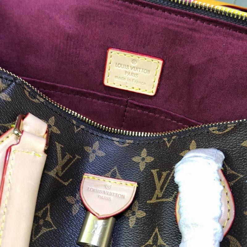 LU Bag Rivoli Mono
