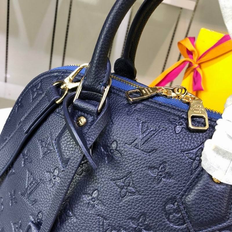 LU Bag Alma Black 2 Sizes