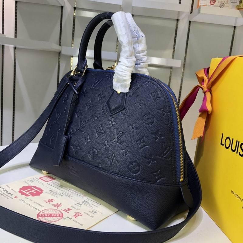 LU Bag Alma Black 2 Sizes