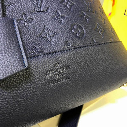 LU Bag Alma Black 2 Sizes