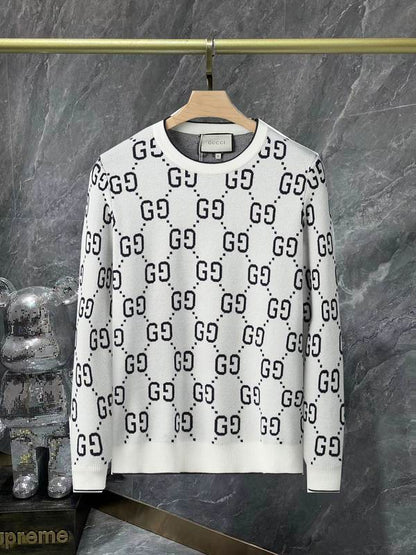 GU Sweater  Jumbo
