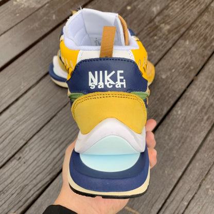 N*KE  Sneakers Sacai J P Gaultier   46 Yellow