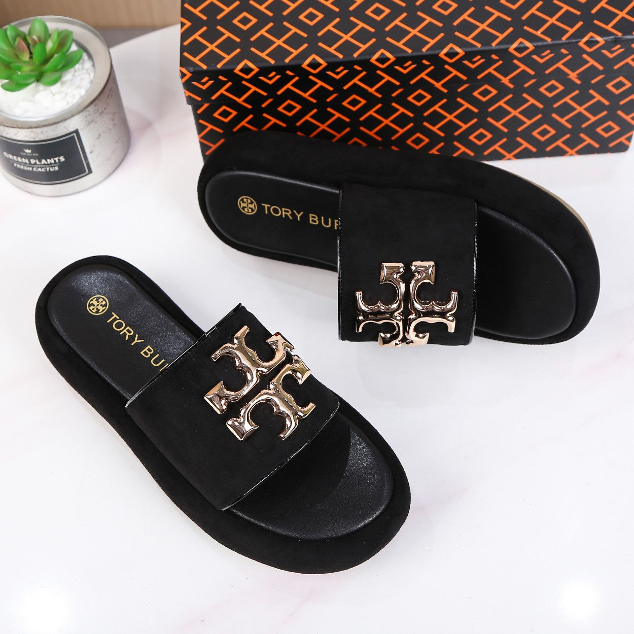 TORY BUR  Slippers  4 Color's
