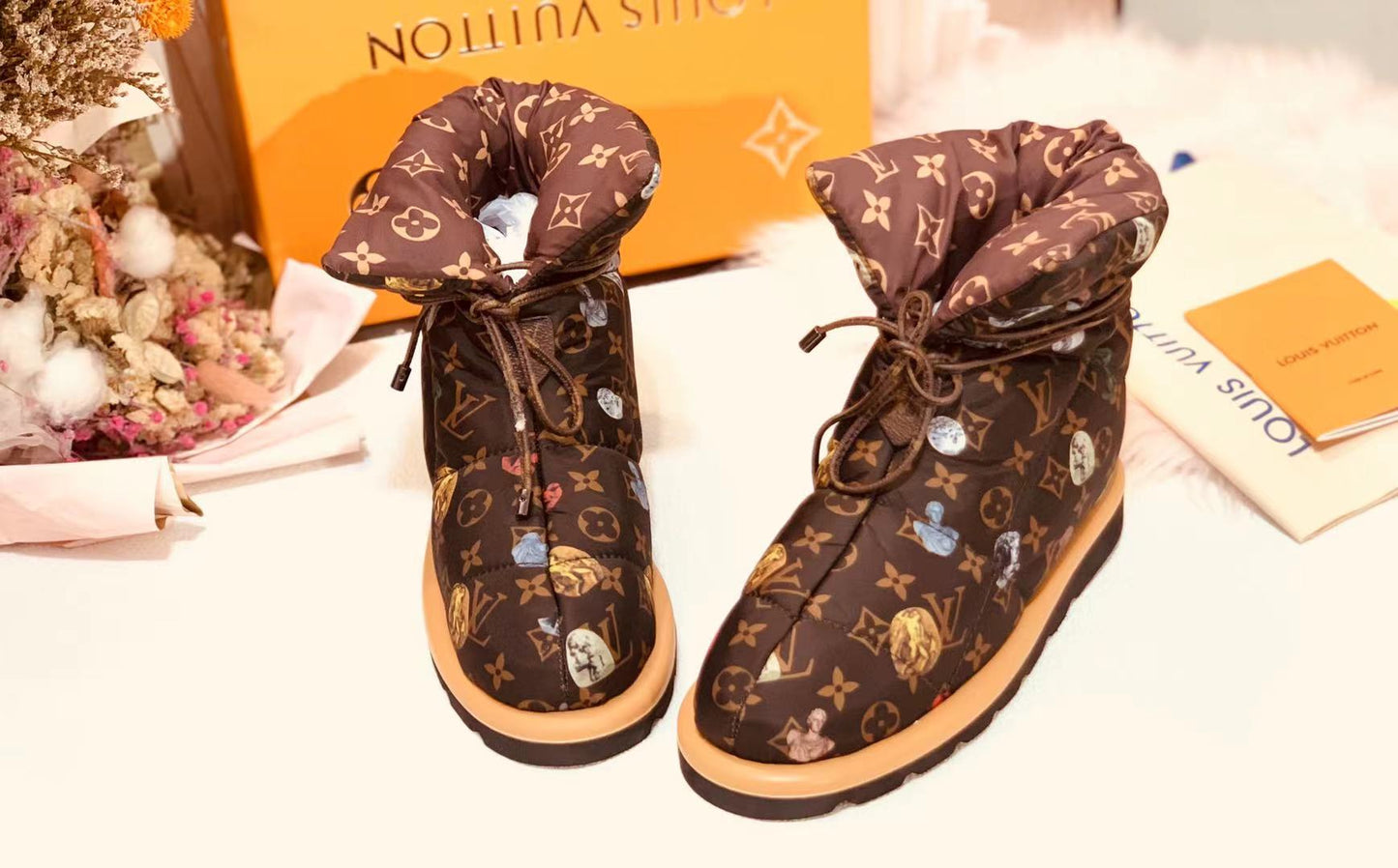 LU UGG Boots Pillo w 2 Color 's