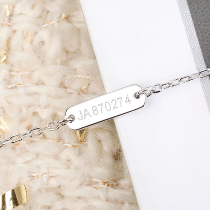 VAN C & A  Necklace pendant