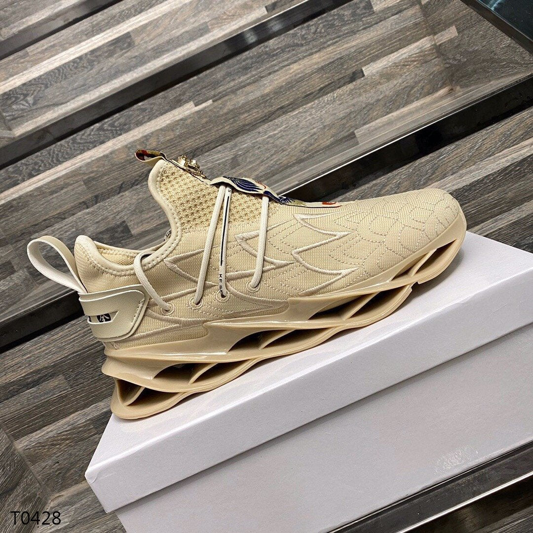 VRC Sneakers