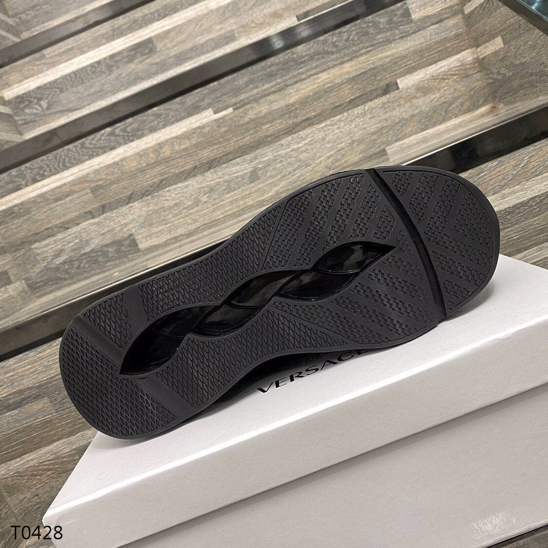 VRC Sneakers