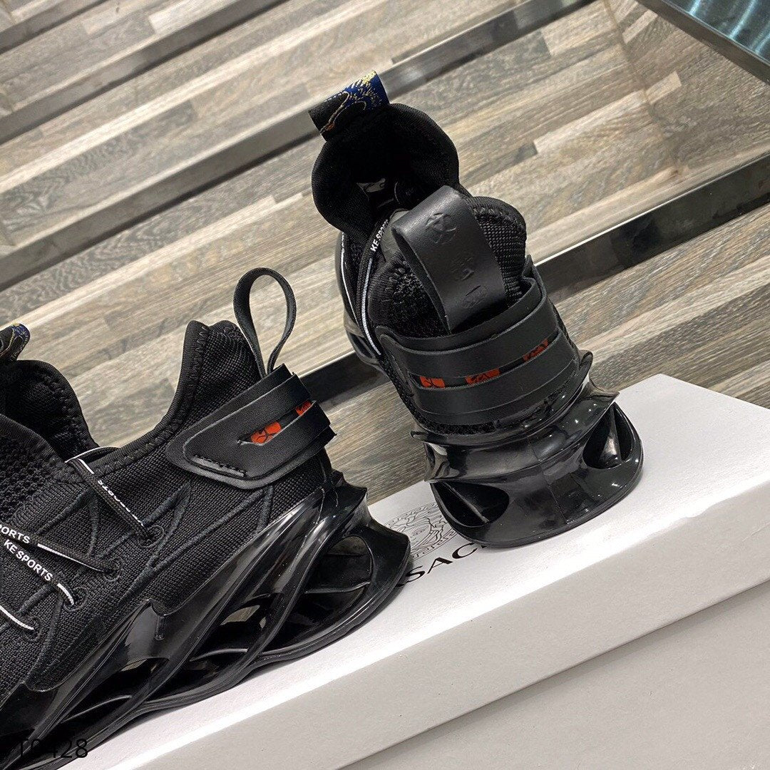 VRC Sneakers