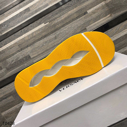 VRC Sneakers