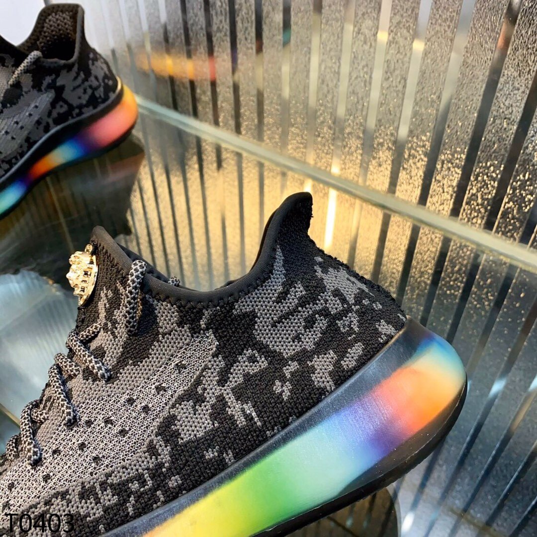 VRC  Sneakers