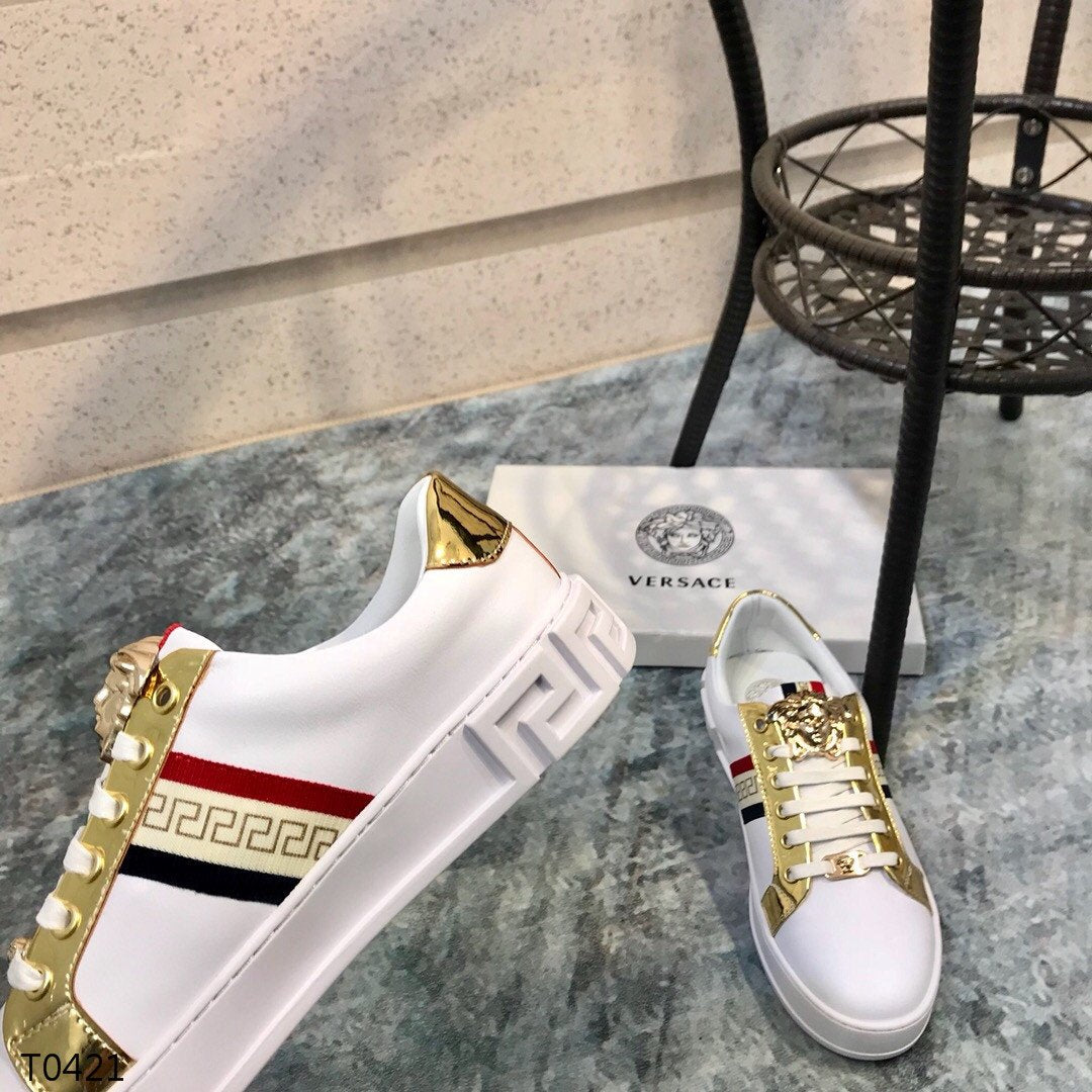 VRC  Sneakers Medusa