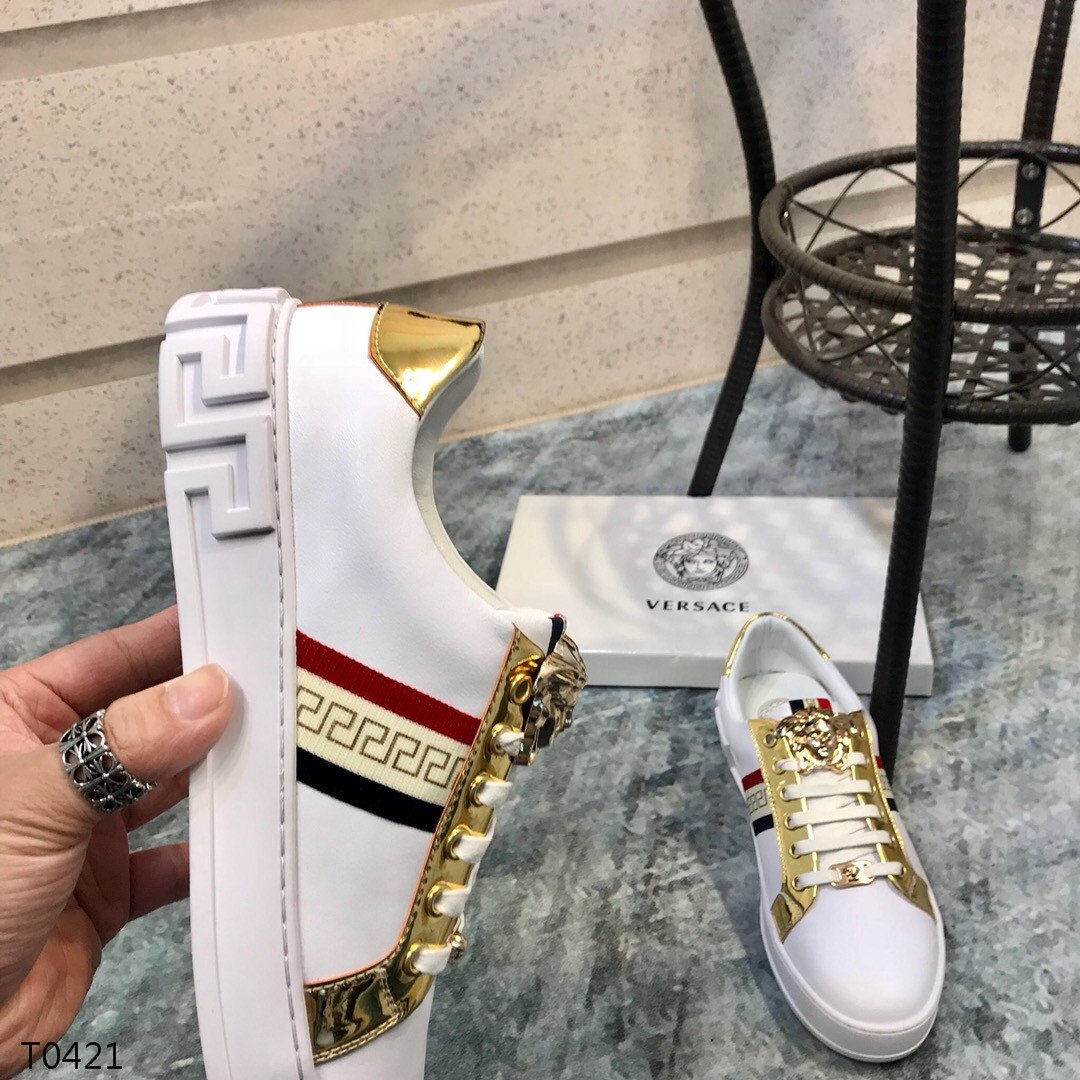 VRC  Sneakers Medusa
