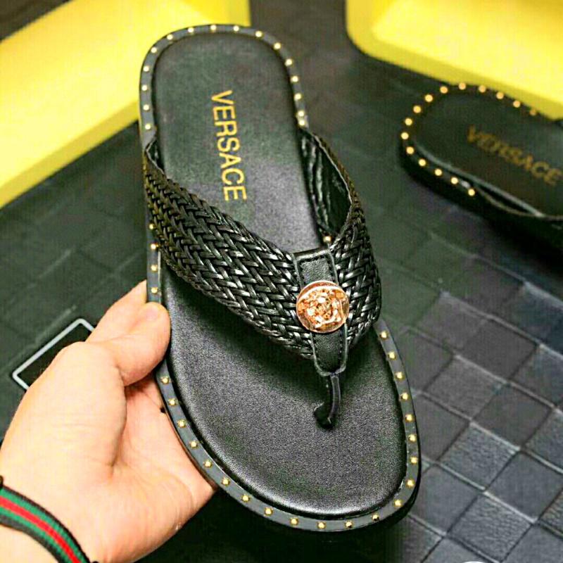 VRC  Slippers Black