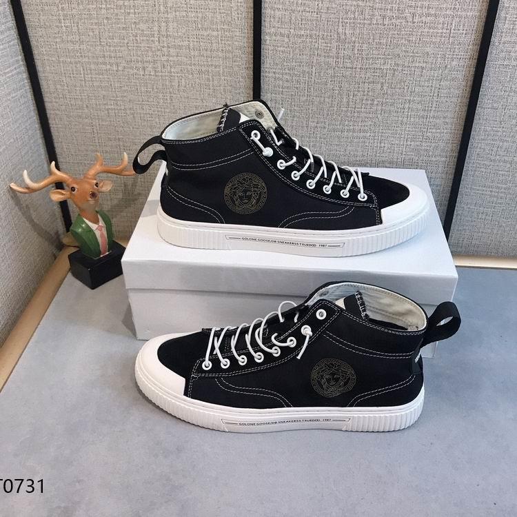 VRC Sneakers Black